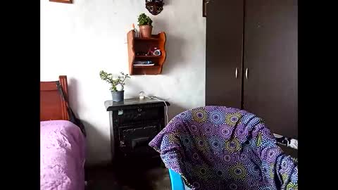 Lia online show from February 2025 07:40:02 PM