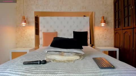 Lia online show from March 2026 05:24:02 AM