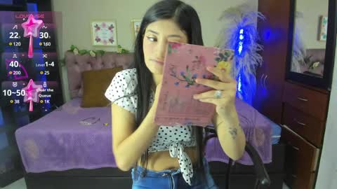 Snapshot of lia_keen chatting on December 2024 08:04:01 PM lia online show from December 2024 08:04:01 PM