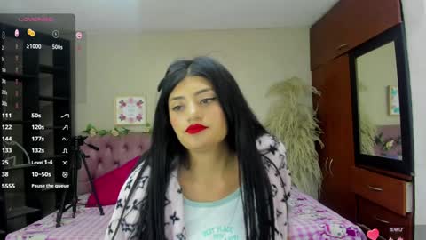 Snapshot of lia_keen chatting on February 2025 07:55:01 PM lia online show from February 2025 07:55:01 PM