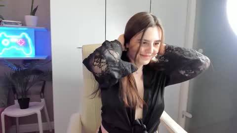 Snapshot of lia_lil chatting on September 2025 08:54:01 PM Lia online show from September 2025 08:54:01 PM