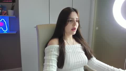 Snapshot of lia_lil chatting on October 2025 01:45:01 PM Lia online show from October 2025 01:45:01 PM