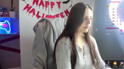 Snapshot of lia_lil chatting on November 2025 02:29:02 PM Lia online show from November 2025 02:29:02 PM