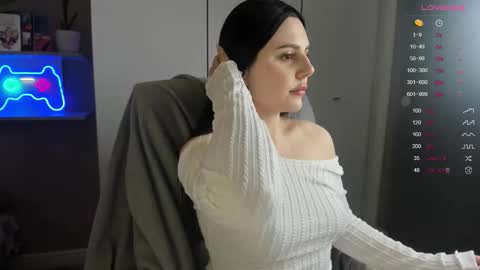 Snapshot of lia_lil chatting on November 2025 02:39:01 PM Lia online show from November 2025 02:39:01 PM