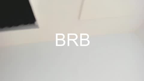 Lia online show from February 2026 04:00:02 AM