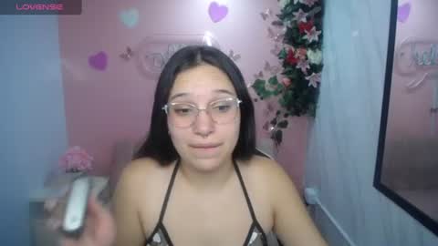 Snapshot of lia_rose_ch chatting on August 2026 03:09:01 AM lia_rose_ch online show from August 2026 03:09:01 AM