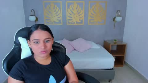 Lia  online show from February 2025 02:14:01 AM