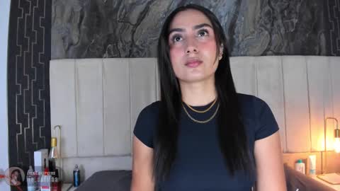 lia_sofiia online show from December 2025 09:28:02 AM