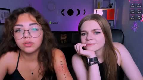 Snapshot of lia_sunset chatting on September 2025 05:51:02 AM Lia online show from September 2025 05:51:02 AM