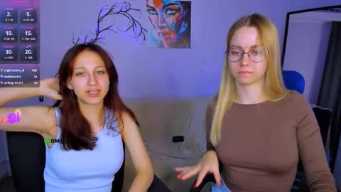 Snapshot of lia_sunset chatting on September 2025 07:14:02 PM Lia online show from September 2025 07:14:02 PM