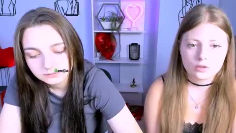 Snapshot of lia_sunset chatting on September 2025 05:51:01 AM Lia online show from September 2025 05:51:01 AM