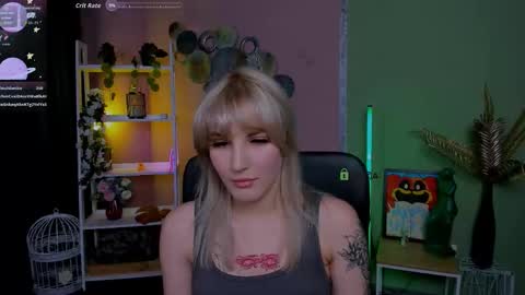 Snapshot of lia_sunset chatting on September 2025 07:40:02 PM Lia online show from September 2025 07:40:02 PM