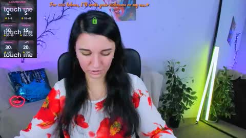 Snapshot of lia_sunset chatting on October 2025 12:14:02 PM Lia online show from October 2025 12:14:02 PM