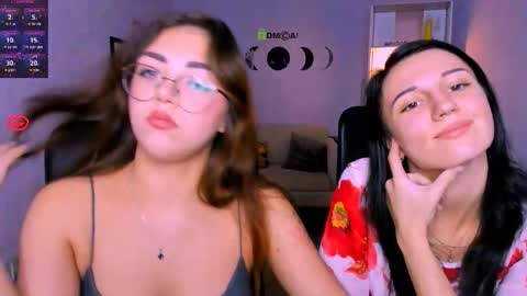 Snapshot of lia_sunset chatting on November 2025 03:12:01 PM Lia online show from November 2025 03:12:01 PM