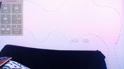 lia_tgn online show from October 2025 12:13:02 PM