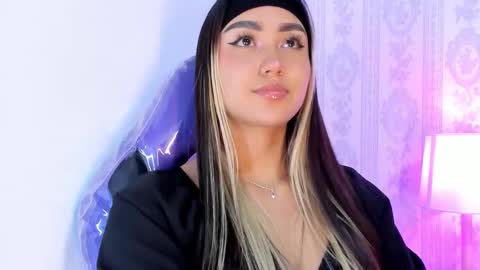 Snapshot of liaa_18 chatting on February 2026 04:35:02 AM Liaa online show from February 2026 04:35:02 AM