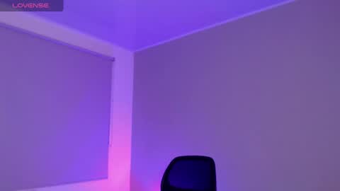 Snapshot of liaa_cute_ chatting on November 2025 09:59:01 PM lia online show from November 2025 09:59:01 PM