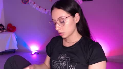Snapshot of liaa_cute_ chatting on April 2026 02:23:02 AM lia online show from April 2026 02:23:02 AM