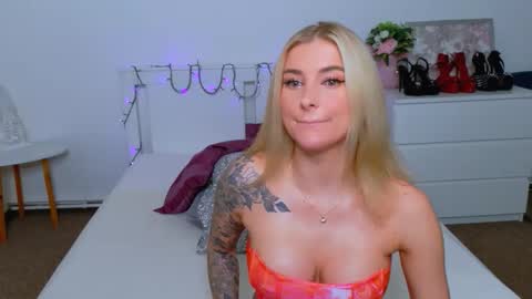 Lia online show from February 2026 09:17:01 AM