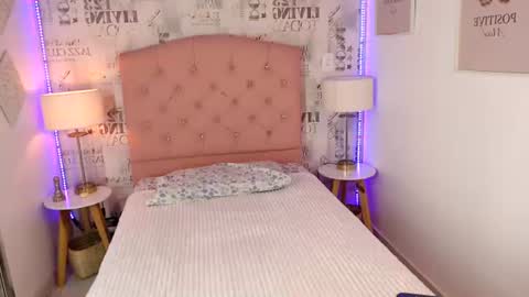 Lia 3 online show from July 2026 12:09:01 PM