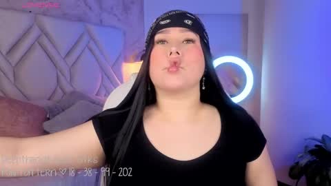 Lia Cox online show from April 2026 07:26:01 PM