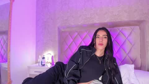 Snapshot of liaflowers chatting on January 2025 04:10:01 AM Lia online show from January 2025 04:10:01 AM