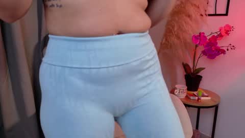 LiaFox b online show from April 2026 04:08:02 AM