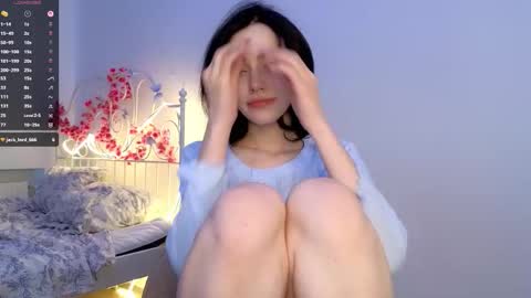 Lia  online show from September 2025 09:25:02 AM