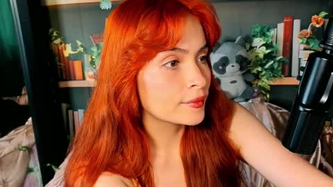 Liah  online show from February 2025 06:06:01 PM