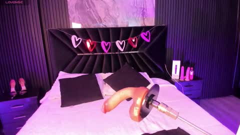 Snapshot of liahfontaine chatting on March 2026 11:39:02 AM Liah Fontaine online show from March 2026 11:39:02 AM