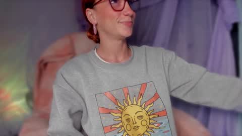 Snapshot of liahilton_ chatting on December 2024 10:34:01 AM lh6 9c online show from December 2024 10:34:01 AM