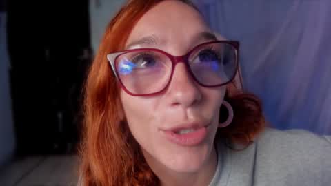 Snapshot of liahilton_ chatting on December 2024 11:02:02 AM lh6 9c online show from December 2024 11:02:02 AM