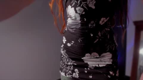 Snapshot of liahilton_ chatting on January 2025 10:42:02 AM lh6 9c online show from January 2025 10:42:02 AM