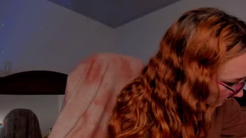 Snapshot of liahilton_ chatting on January 2025 11:27:02 AM lh6 9c online show from January 2025 11:27:02 AM