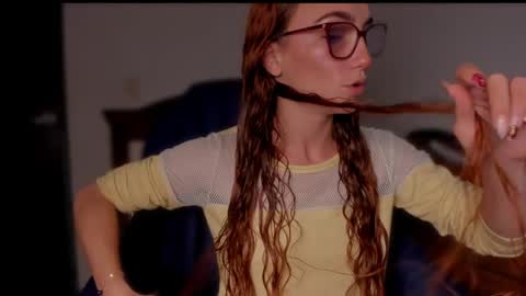 Snapshot of liahilton_ chatting on February 2025 02:48:02 PM lh6 9c online show from February 2025 02:48:02 PM