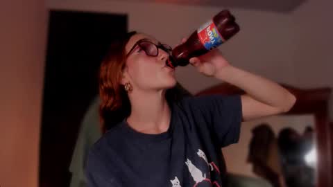 Snapshot of liahilton_ chatting on February 2025 03:14:01 PM lh6 9c online show from February 2025 03:14:01 PM