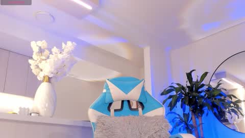 Liam online show from March 2026 05:44:01 AM