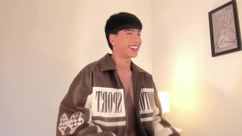 Liam online show from March 2026 01:33:02 PM