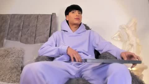 Liam online show from March 2026 02:06:02 PM