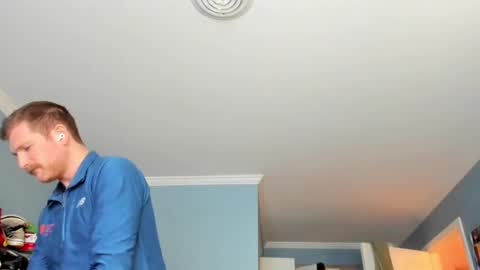 Liam online show from January 2025 09:36:01 PM