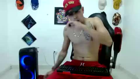 Snapshot of liam_andres12 chatting on February 2026 11:17:01 PM Andres online show from February 2026 11:17:01 PM