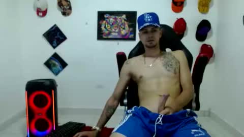 Snapshot of liam_andres12 chatting on March 2026 11:31:01 PM Andres online show from March 2026 11:31:01 PM