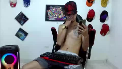 Snapshot of liam_andres12 chatting on March 2026 11:20:02 PM Andres online show from March 2026 11:20:02 PM