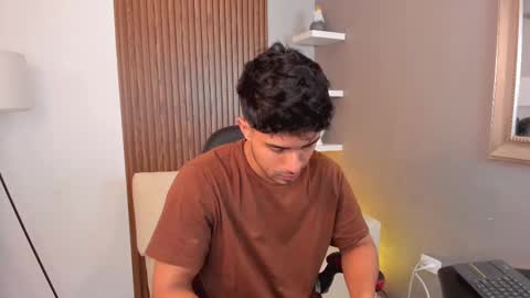 Liam Collins online show from February 2025 11:42:02 AM