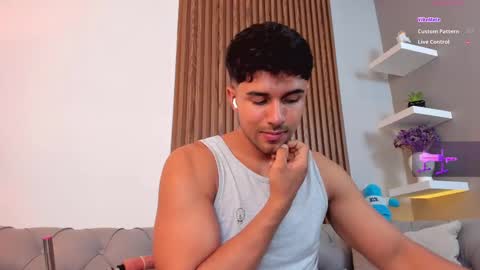 Liam Collins online show from March 2025 02:44:02 PM