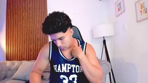 Liam Collins online show from November 2025 11:56:02 AM