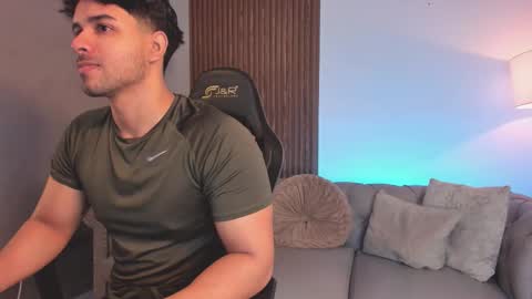 Snapshot of liam_colliins chatting on February 2026 11:51:01 AM Liam Collins online show from February 2026 11:51:01 AM