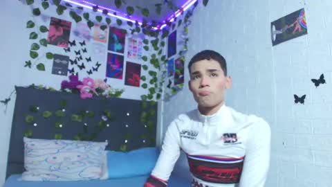 Snapshot of liam_honey18 chatting on September 2025 02:38:02 AM liam_honey18 online show from September 2025 02:38:02 AM