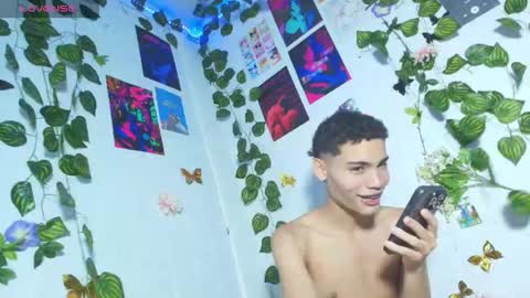 liam_honey18 online show from May 2026 01:36:01 AM