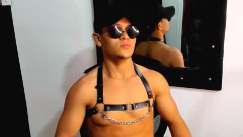 Snapshot of liam_knight chatting on October 2025 02:34:01 AM liam_knight online show from October 2025 02:34:01 AM